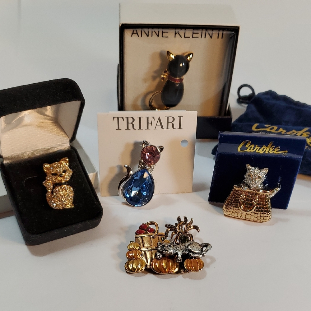 Assorted Cat Brooches (5)